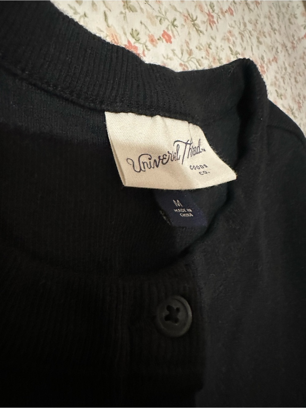 Universal thread button down blouse size small - Picture 3 of 7